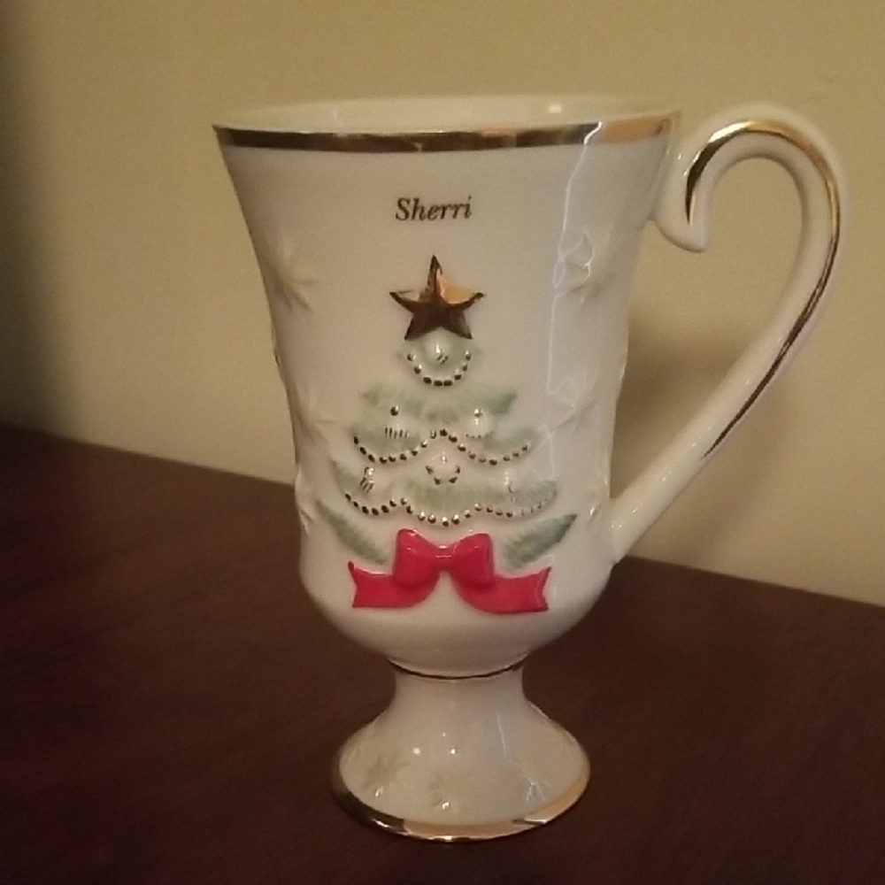 Lennox Personalized Christmas Tree Mug with Gold Accents